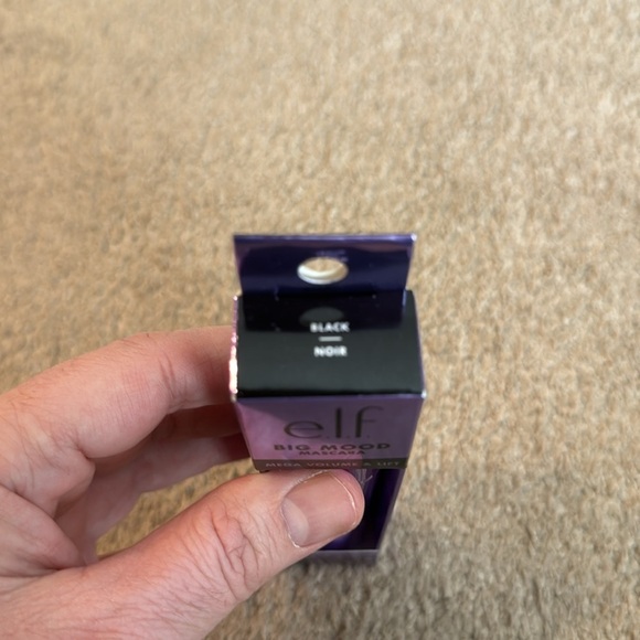New in box Elf Big mood mascara color black 0.3 fl oz . - Picture 6 of 6
